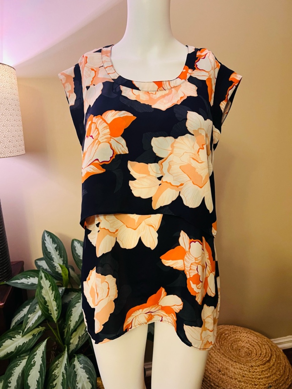 CAbi Floral Layered Blouse Size S Navy Orange Sleeveless Keyhole Back Top